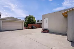 11746 Blythe, North Hollywood, CA 91605 - Photo 22