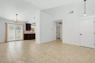 6818 Poppyview Dr, Oak Park, CA 91377 - Photo 12