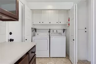 6818 Poppyview Dr, Oak Park, CA 91377 - Photo 16