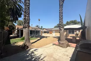 13638 Hartland, Van Nuys, CA 91405 - Photo 8