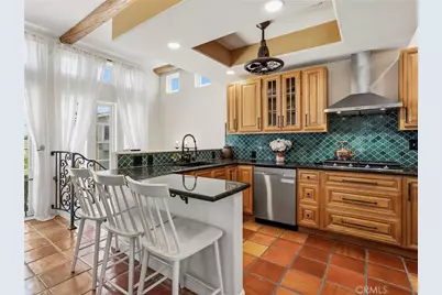 3606 W Chandler Boulevard, Burbank, CA 91505 - Photo 8