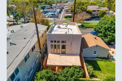 3606 W Chandler Boulevard, Burbank, CA 91505 - Photo 38