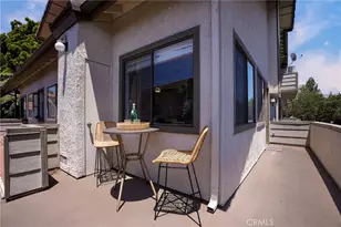 68 Maegan, Thousand Oaks, CA 91362 - Photo 2
