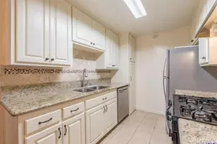 601 E Orange Grove, Burbank, CA 91501 - Photo 2