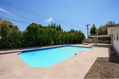 10000 Amestoy Avenue, Northridge, CA 91325 - Photo 26