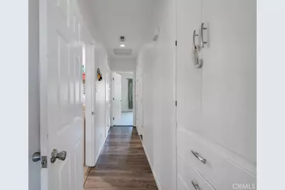 16040 Parthenia, North Hills, CA 91343 - Photo 18