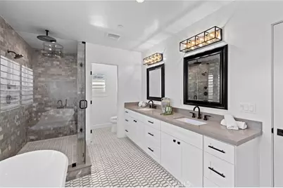 827 N Lamer, Burbank, CA 91506 - Photo 18