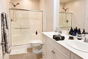 14124 W Pine Ln, Van Nuys, CA 91405 - Photo 10