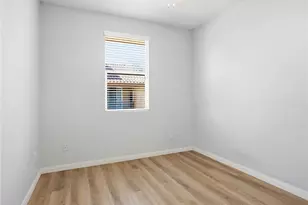 28457 Herrera St, Valencia, CA 91354 - Photo 22