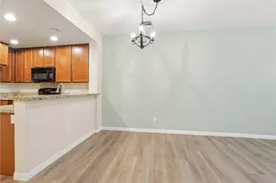28457 Herrera St, Valencia, CA 91354 - Photo 10
