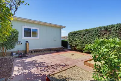 115 Poinsettia Gardens Drive #115, Ventura, CA 93004 - Photo 34