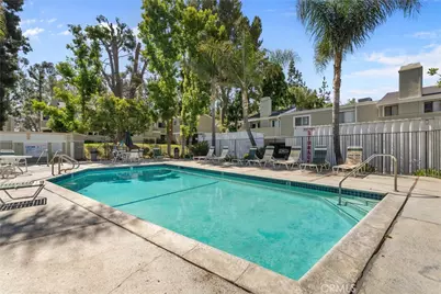 22133 Burbank Blvd #5, Woodland Hills, CA 91367 - Photo 26
