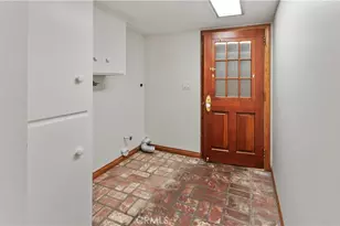 3003 Mesa Verde Dr, Burbank, CA 91504 - Photo 26