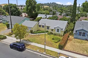 11251 Dronfield, Pacoima, CA 91331 - Photo 42