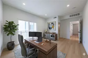 2010 S Dunsmuir, Los Angeles, CA 90016 - Photo 28