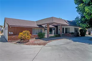700 S Mariposa St, Burbank, CA 91506 - Photo 1