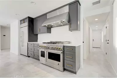5515 Hermitage, Valley Village, CA 91607 - Photo 6
