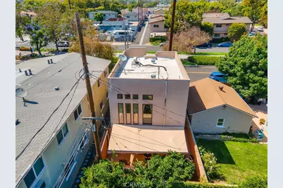 3606 W Chandler Boulevard, Burbank, CA 91505 - Photo 38