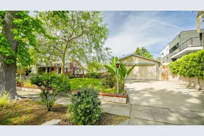 5055 Willowcrest, North Hollywood, CA 91601 - Photo 2