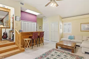 5055 Willowcrest, North Hollywood, CA 91601 - Photo 12