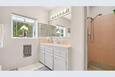 5055 Willowcrest, North Hollywood, CA 91601 - Photo 24