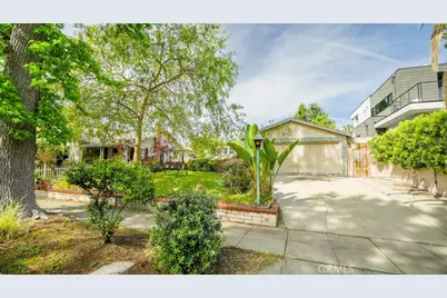 5055 Willowcrest, North Hollywood, CA 91601 - Photo 2