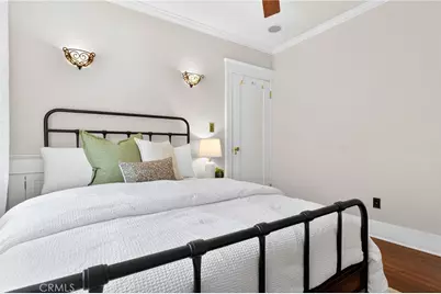 902 E Olive Avenue, Burbank, CA 91501 - Photo 26