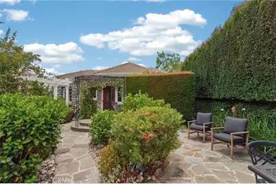 902 E Olive Avenue, Burbank, CA 91501 - Photo 52