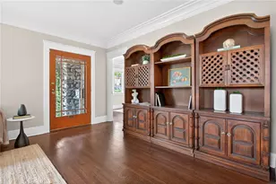 902 E Olive Ave, Burbank, CA 91501 - Photo 16