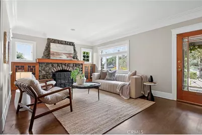 902 E Olive Avenue, Burbank, CA 91501 - Photo 14