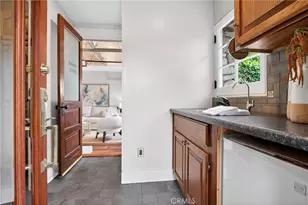 902 E Olive Ave, Burbank, CA 91501 - Photo 40