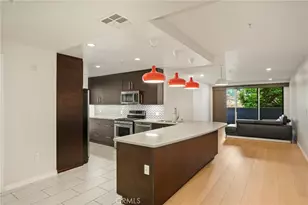 540 S Kenmore Ave, Los Angeles, CA 90020 - Photo 1