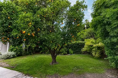 322 S Orchard, Burbank, CA 91506 - Photo 30