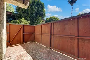 7135 Firmament Ave, Van Nuys, CA 91406 - Photo 12
