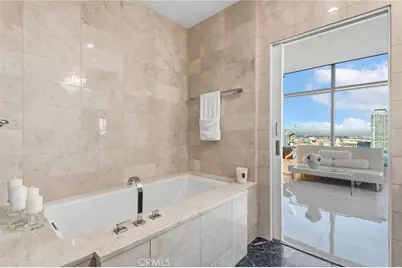 900 W Olympic Boulevard #30A, Los Angeles, CA 90015 - Photo 32
