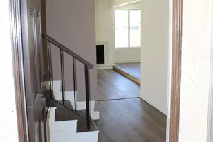 8800 Kester Ave, Panorama City, CA 91402 - Photo 6
