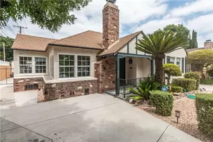 432 N Beachwood Dr, Burbank, CA 91506 - Photo 2