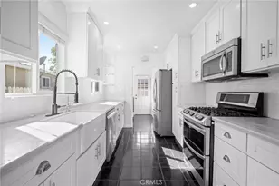 6637 Capps, Reseda, CA 91335 - Photo 10