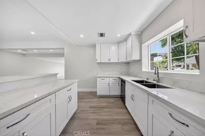 10227 McVine, Sunland, CA 91040 - Photo 18