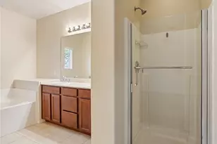 28457 Herrera St, Valencia, CA 91354 - Photo 22