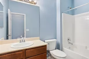 28457 Herrera St, Valencia, CA 91354 - Photo 24