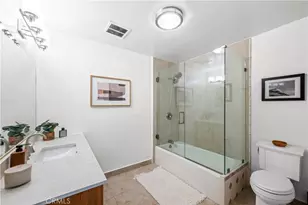 4319 Pampas Rd, Woodland Hills, CA 91364 - Photo 20