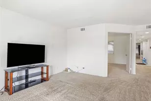 230 Bethany Road, Burbank, CA 91504 - Photo 14