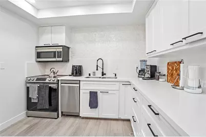 969 Hilgard Avenue #907, Los Angeles, CA 90024 - Photo 10