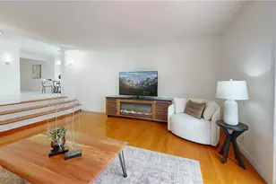 220 S Reese Pl, Burbank, CA 91506 - Photo 14