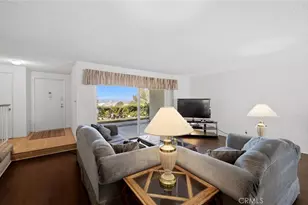9436 Via Salerno, Los Angeles, CA 91504 - Photo 10