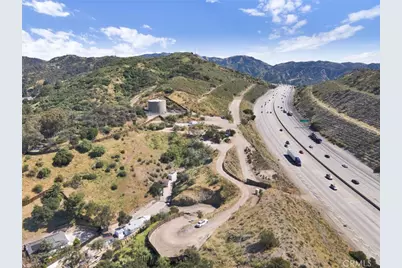 10200 Willow Springs Lane, Sunland, CA 91040 - Photo 42