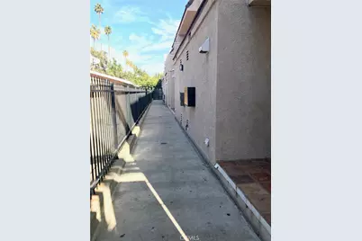 14253 Gilmore Street, Van Nuys, CA 91401 - Photo 16