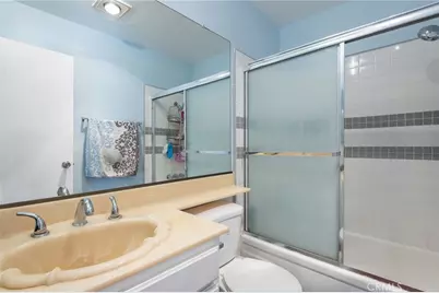 15106 Nordhoff #7, North Hills, CA 91343 - Photo 32
