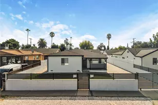 7044 Tyrone Ave, Van Nuys, CA 91405 - Photo 2